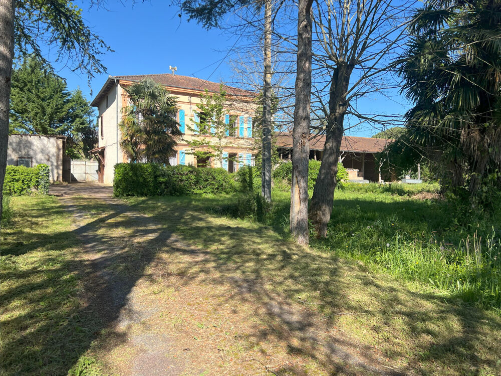 MAISON DE MAITRE, COEUR DE VILLAGE