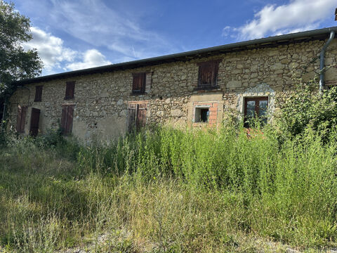   FERME A RENOVER SUR 3,5 HA Ferme - 4 pièce(s) - 90 m²