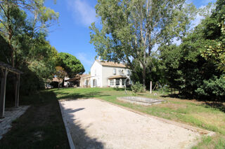  Propri�t�/ch�teau � vendre 15 + pi�ces 800 m�