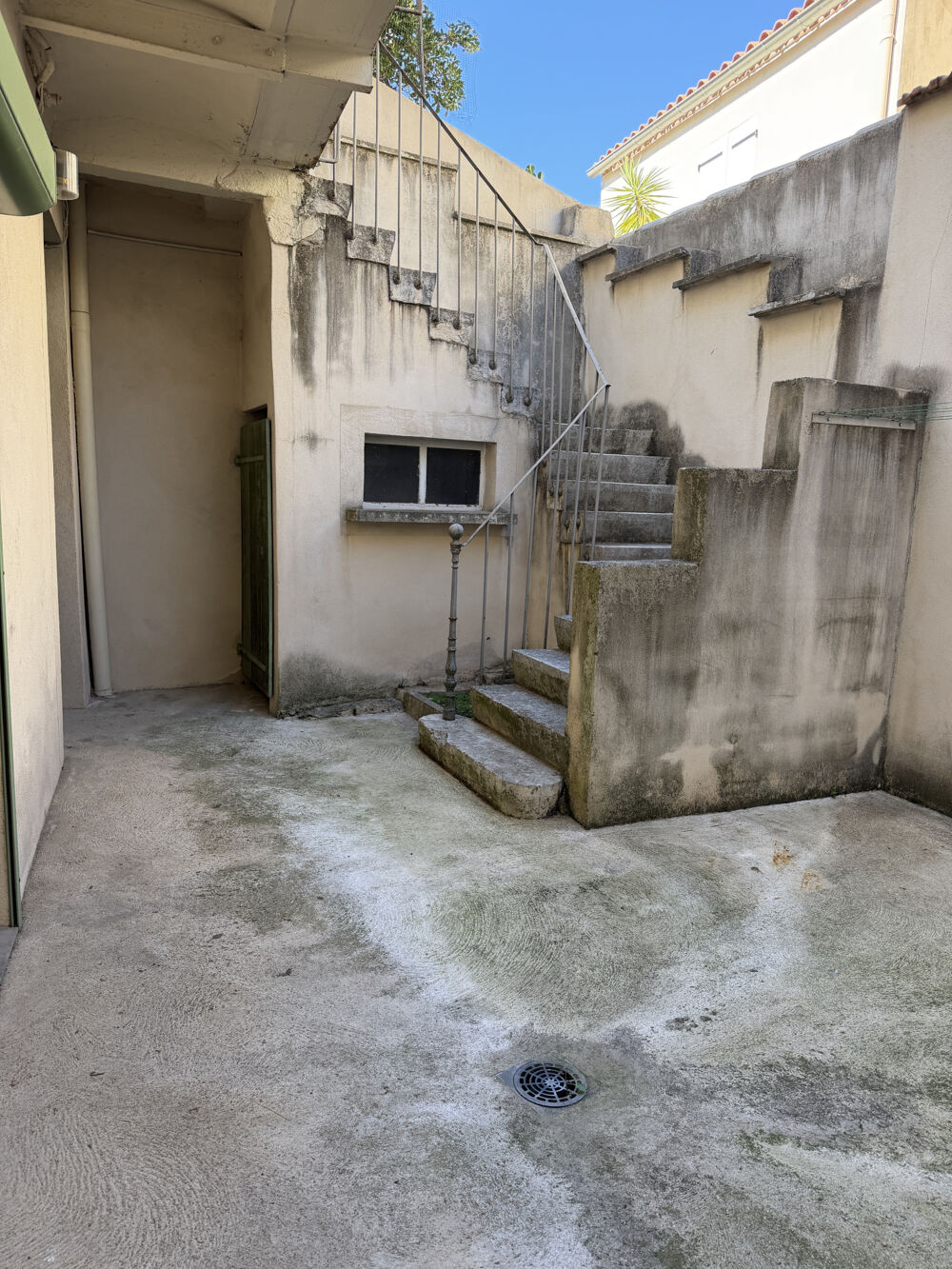 Vente Maison Maison de ville de caractère • Deux appartements indépendants Nimes