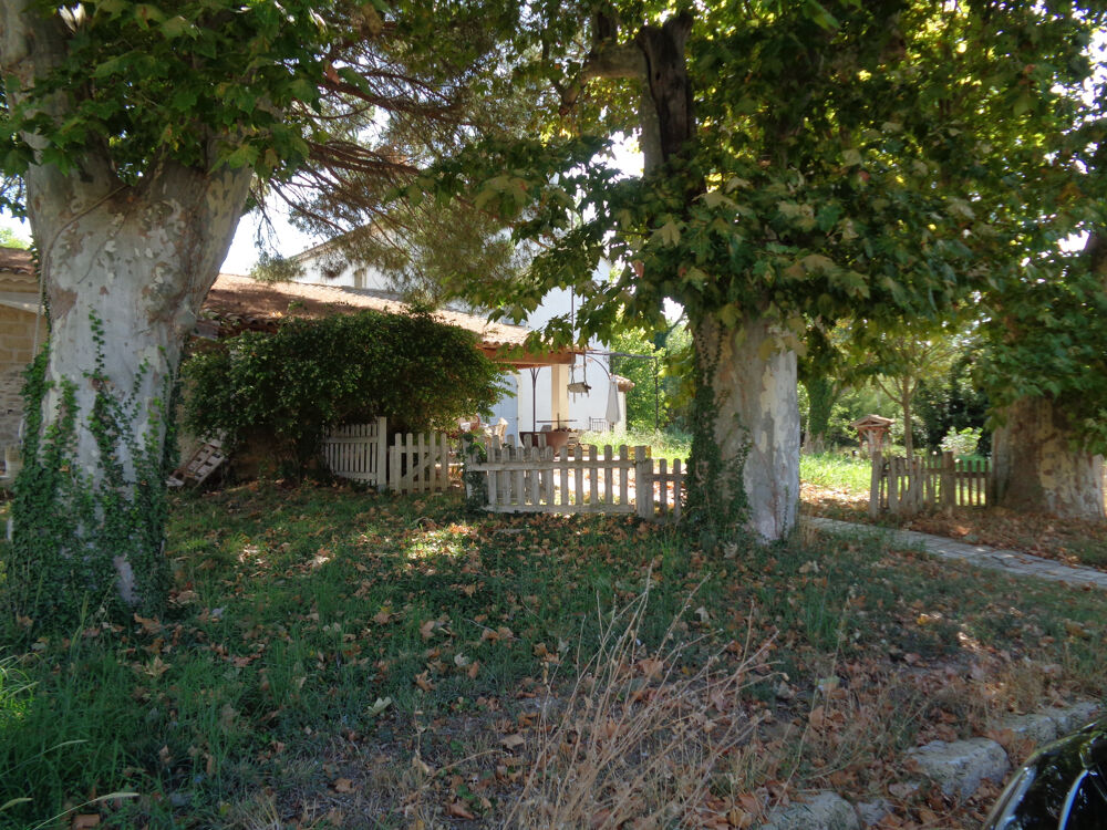 � vendre  Propri�t�/ch�teau Lunel (34400)