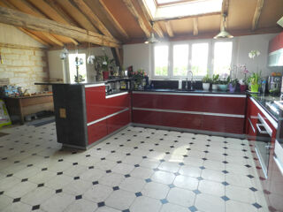  Propri�t�/ch�teau � vendre 14 pi�ces 550 m�