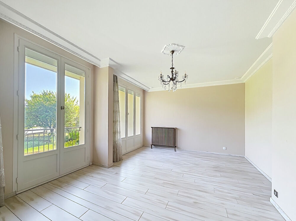 Grand T4 lumineux avec balcon, loggia et cave Secteur Campus