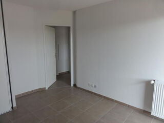  Appartement à louer 3 pièces 57 m²