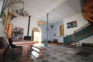  Maison � vendre 8 pi�ces 333 m�