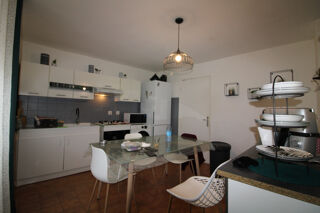  Immeuble � vendre 285 m�