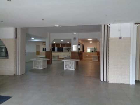   84 vaucluse Avignon Locaux commerciaux 430m2 