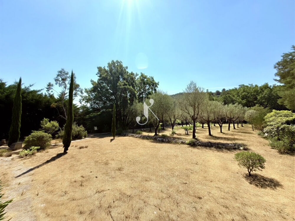 Vente Maison MAISON T5 AVEC PISCINE GARAGE ET DEPENDANCE SUR PARCELLE DE 3757M2 Rougiers