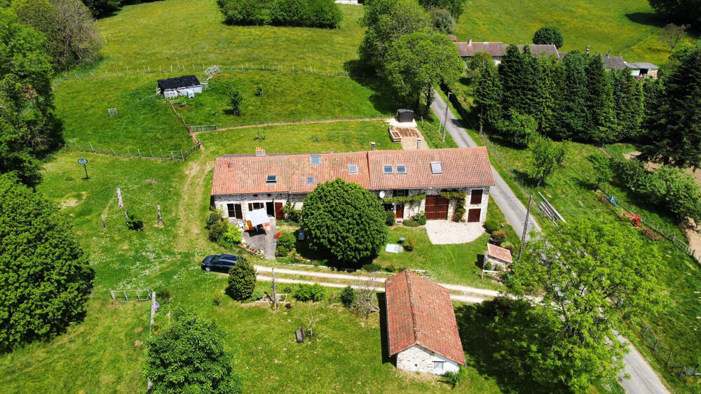 Maison 12 pièces 226 m² · à Dournazac · 226 m² · 184 000 €