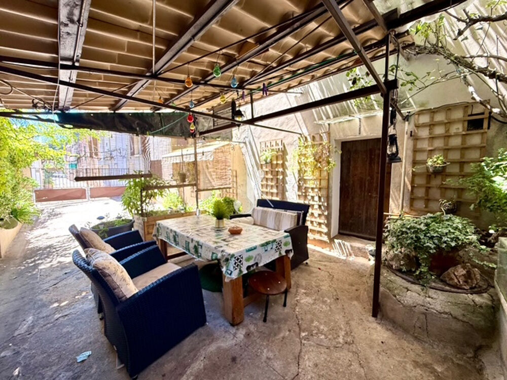 Vente Maison MAISON T3 + DEPENDANCE + ANNEXES SUR PARCELLE DE 215M2 Septemes les vallons