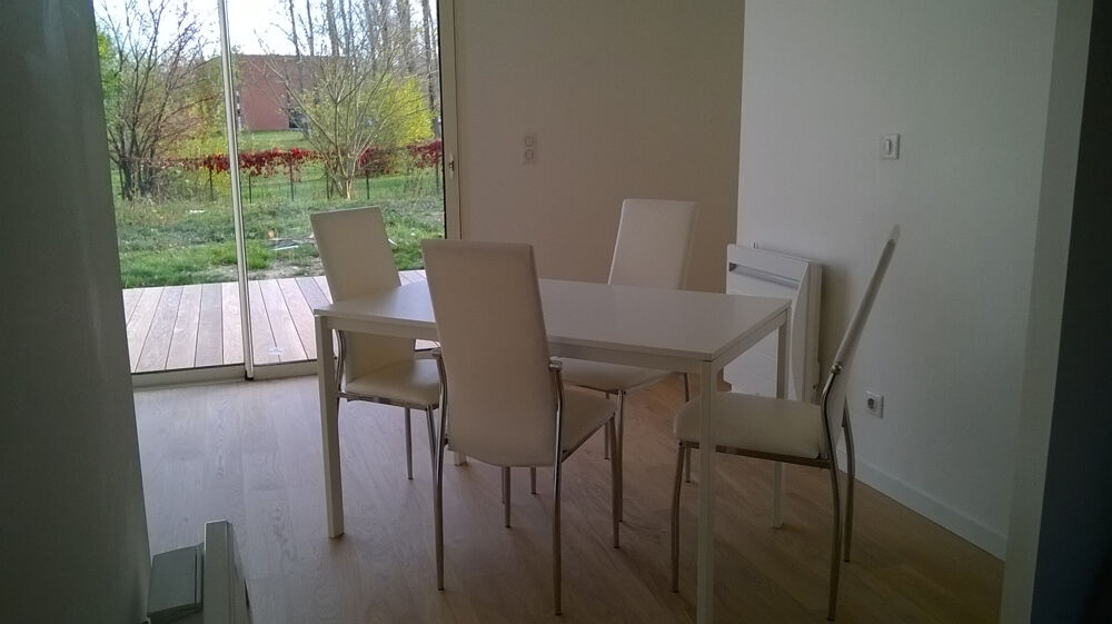 Location Maison Location saisonnière de mai à septembre en courte durée T2 meublé en villa rdc Ramonville st agne