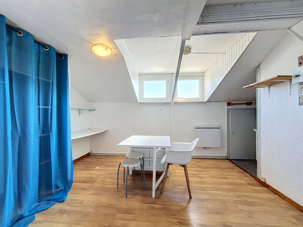 Vente Appartement Studio 22,5 m2   Idéal investissement locatif ou Primo-Accédant   Copropriété fermée Grenoble