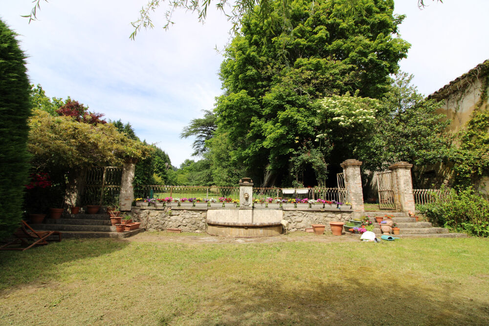 � vendre  Propri�t�/ch�teau Lasalle (30460)