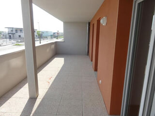  Appartement à louer 3 pièces 57 m²