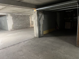 Parking / Garage � vendre 