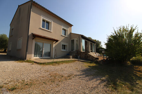   Villa 170 m2 Terrain  7000 m2 VUE DEGAGEE. Maison - 8 pi�ce(s) - 170 m�