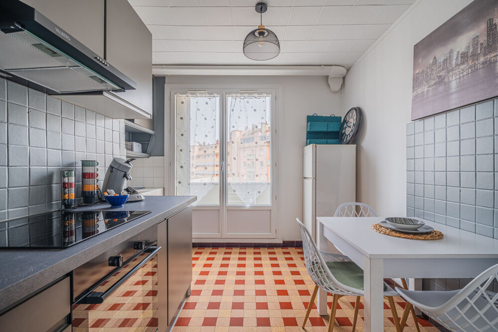 Vente Appartement Appartement T4 de 64 m2 avec 2 balcons   Grenoble Mutualiste Grenoble