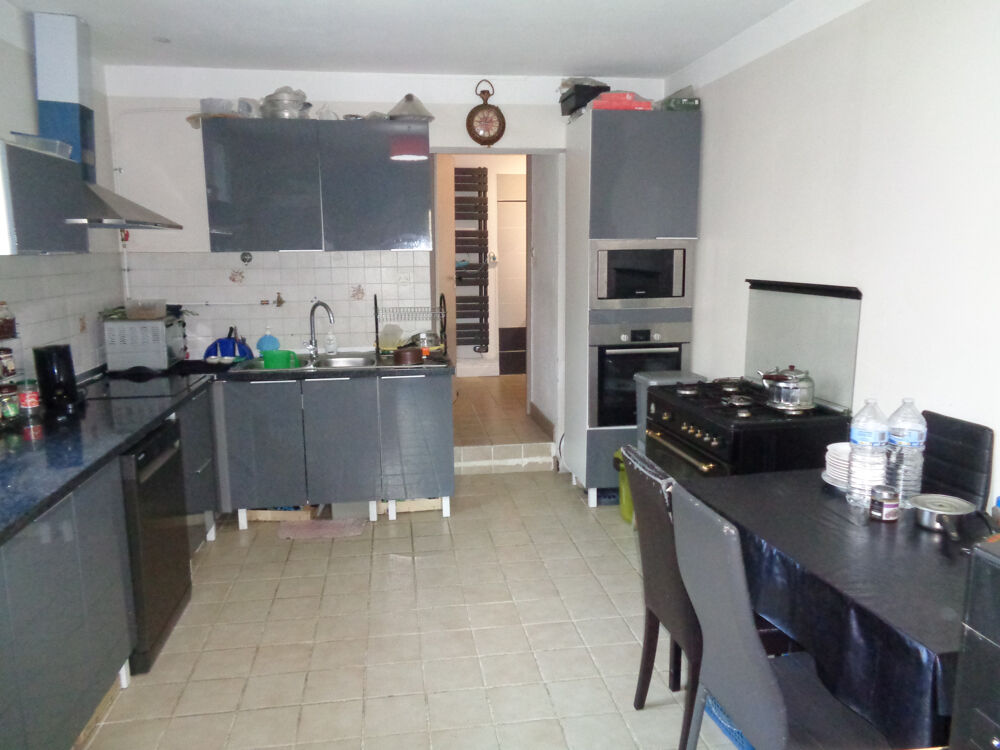 *Gard Nimes mazet 50m2 en centre ville