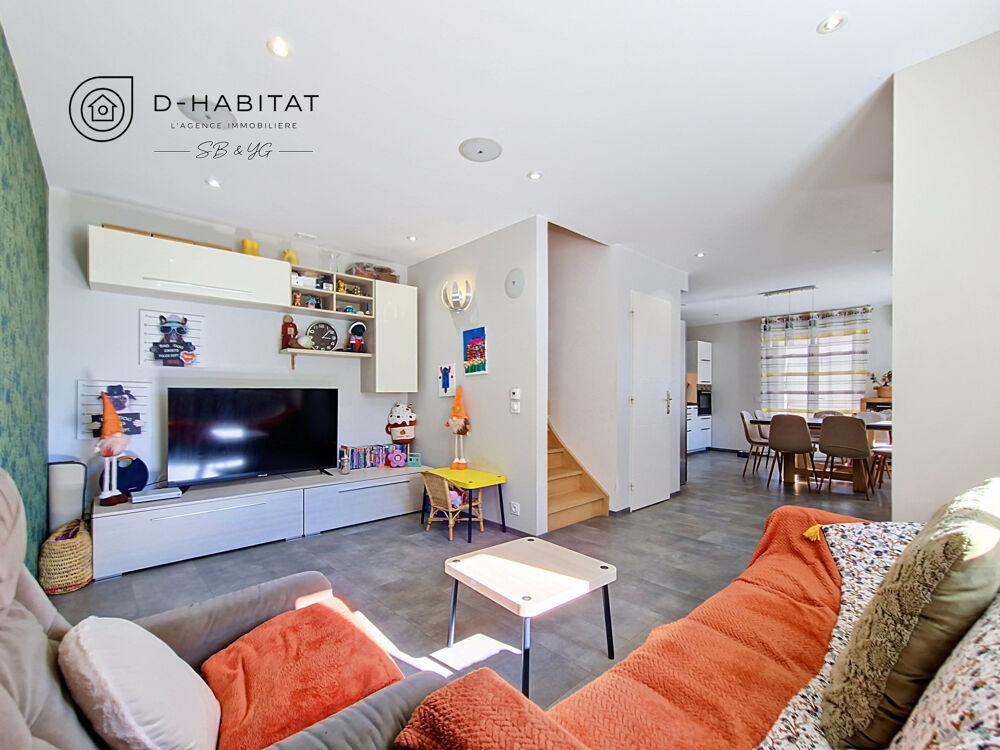 Vente Appartement ECHIROLLES FRANGE VERTE - Charmante maison rénovée sur 3 niveaux   Terrasse et Stationnements Echirolles