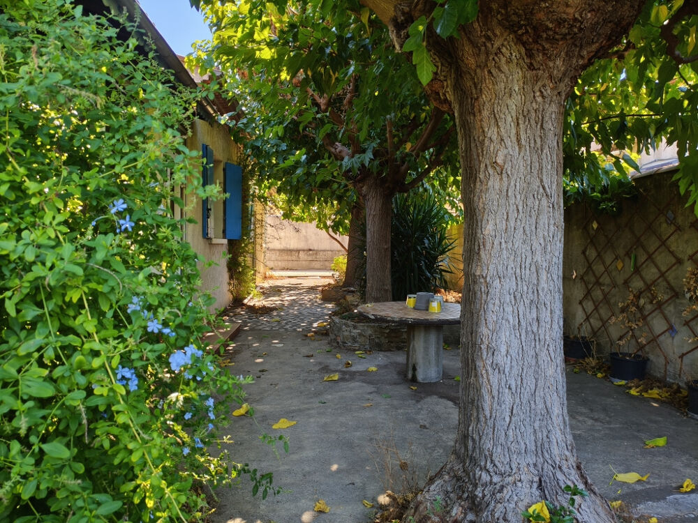 Vente Maison Villa 5 pièces avec 2 garages et jardin Vauvert