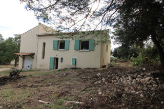 Maison  vendre 9 pices 240 m