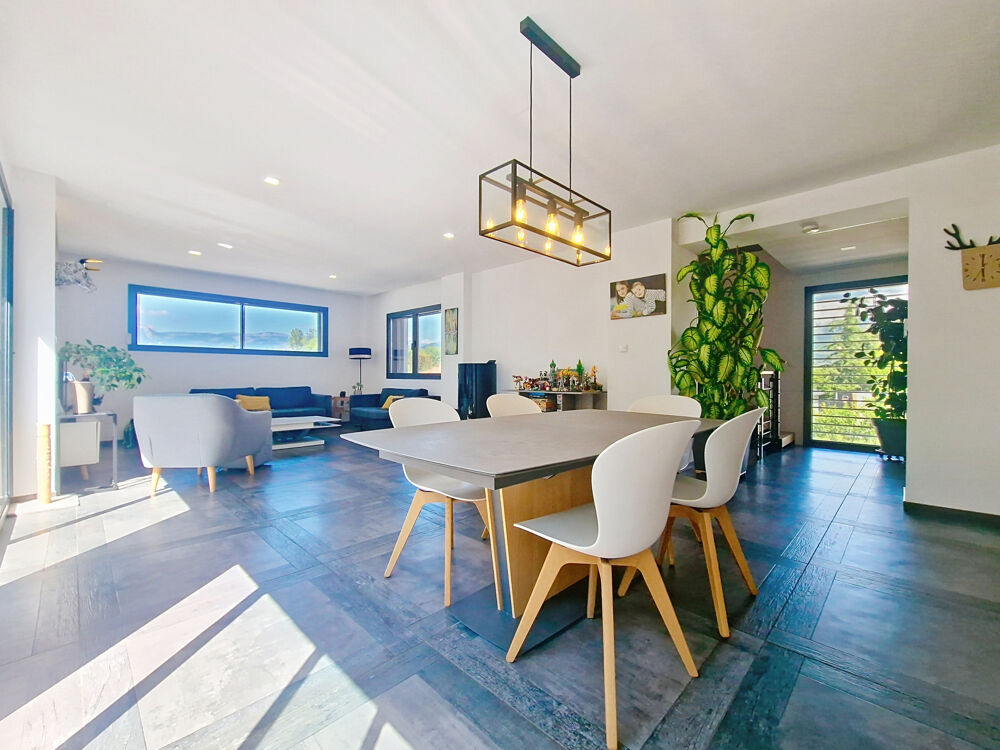 Maison 6 pièces 184 m² · à Gieres · 184 m² · 549 900 €