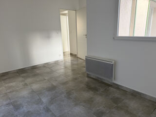 Vente Maison Maison de ville de caractère • Deux appartements indépendants Nimes