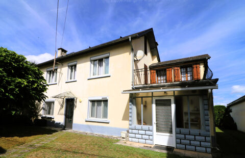   Jolie Maison de Montagne dans le Village typique de Campan, terrain et dépendances Maison - 9 pièce(s) - 180 m²