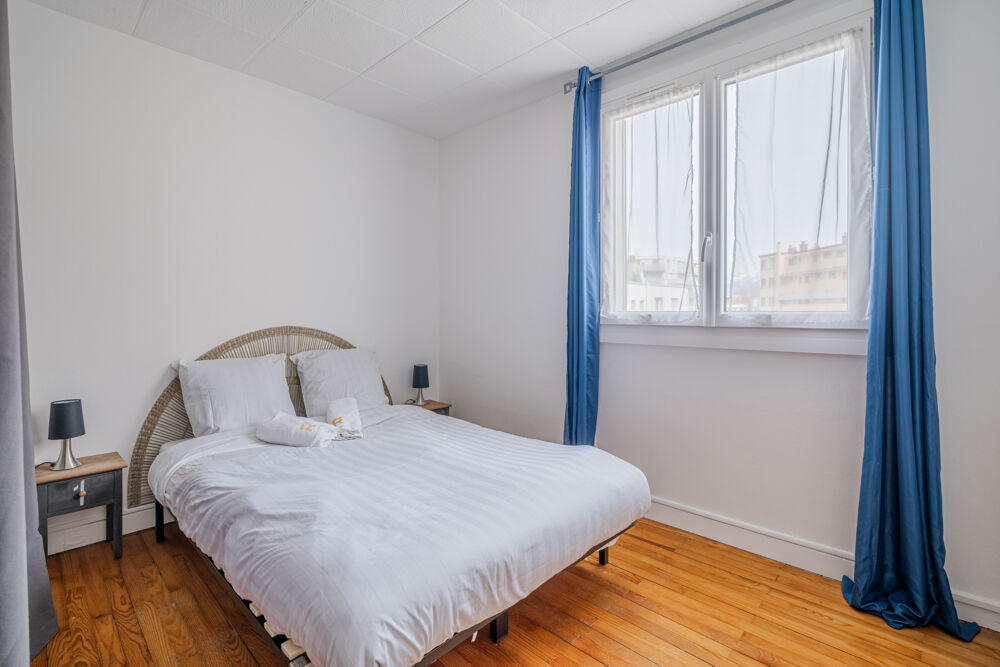 Vente Appartement Appartement T4 de 64 m2 avec 2 balcons   Grenoble Mutualiste Grenoble