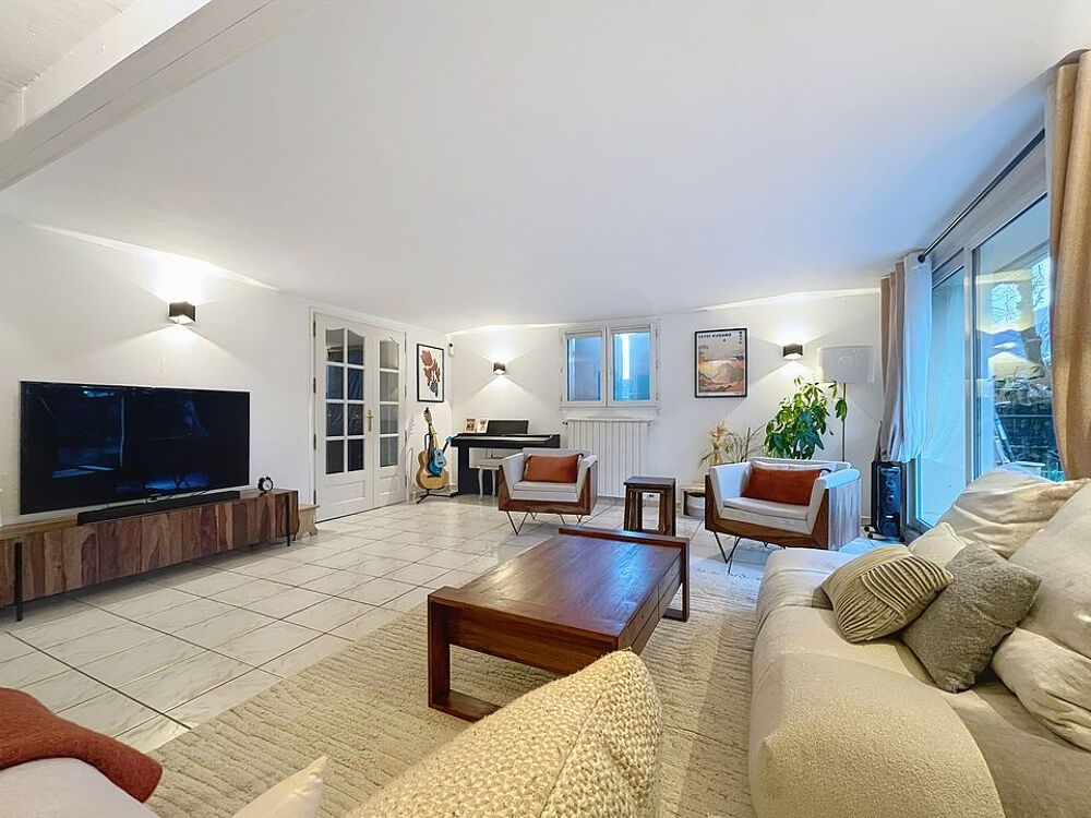 EYBENS Maison individuelle denviron 145 m2 avec jardin et garage