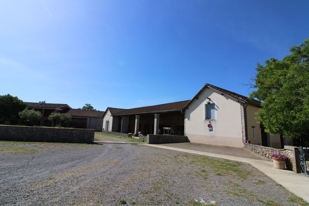  vendre  Proprit/chteau Saint-Mathieu-de-Trviers (34270)