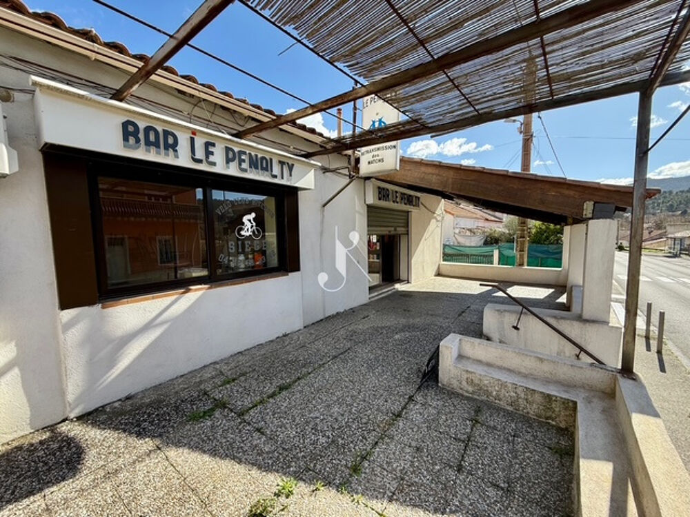   MURS COMMERCIAUX LIBRES DE 96M2 AVEC TERRASSE DE 35M2 