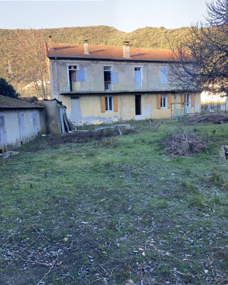  Maison  vendre 15 + pices 255 m