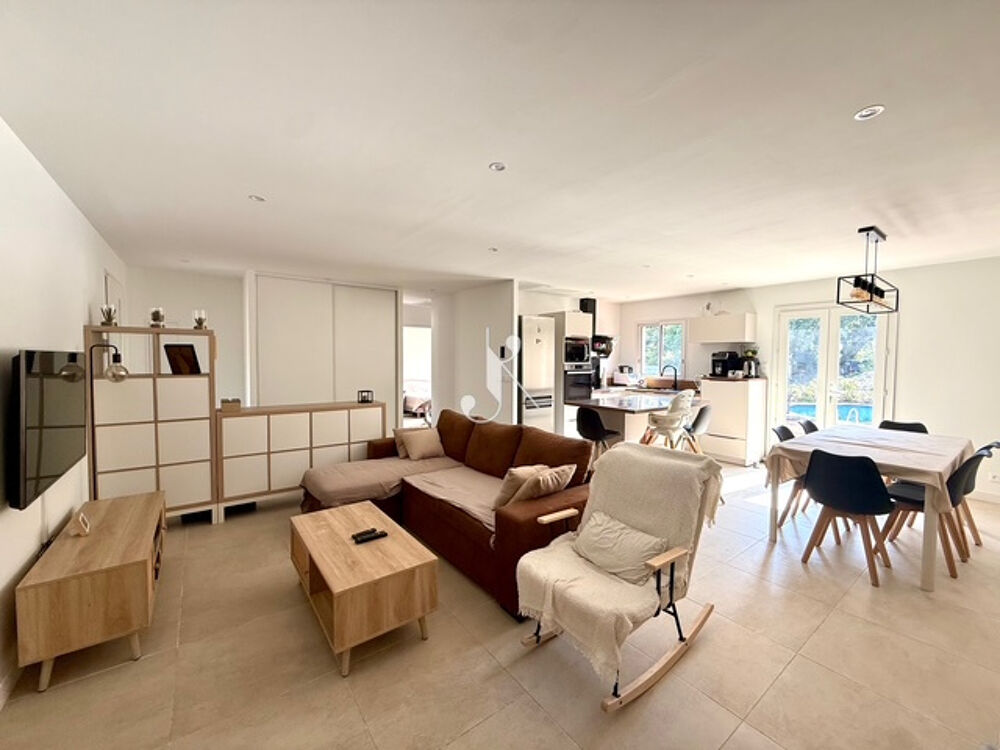 Vente Maison MAISON DE PLAIN PIED DE 86M2 SUR UNE PARCELLE DE 297M2 AVEC GARAGE Peypin