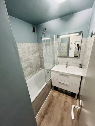  Appartement  vendre 4 pices 61 m