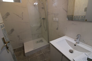  Immeuble � vendre 159 m�