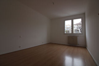  Appartement � vendre 4 pi�ces 87 m�