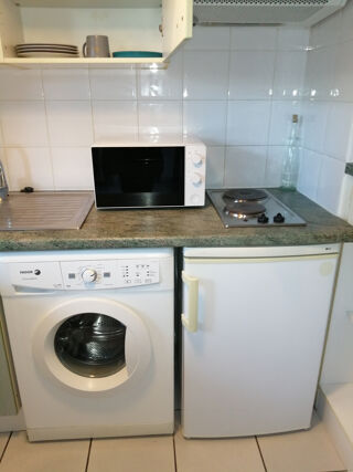  Appartement à louer 1 pièce 28 m²