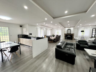  Propri�t�/ch�teau � vendre 6 pi�ces 242 m�