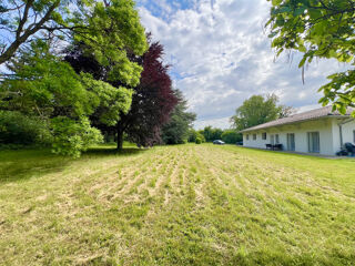  Propri�t�/ch�teau � vendre 6 pi�ces 242 m�