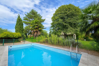  Maison � vendre 9 pi�ces 300 m�