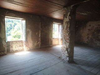  Maison � vendre 4 pi�ces 210 m�