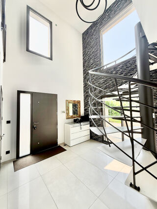  Maison  vendre 6 pices 145 m