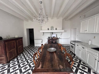  Propriété/château à vendre 5 pièces 380 m² Feneyrols