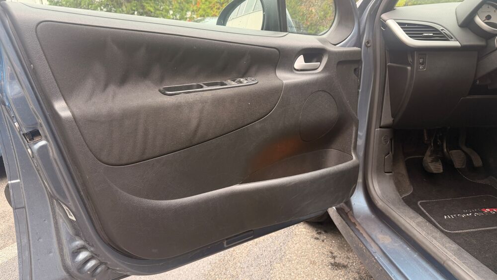 207 5 portes 1.4 e 16V 90 cv 2006 occasion 91120 Palaiseau