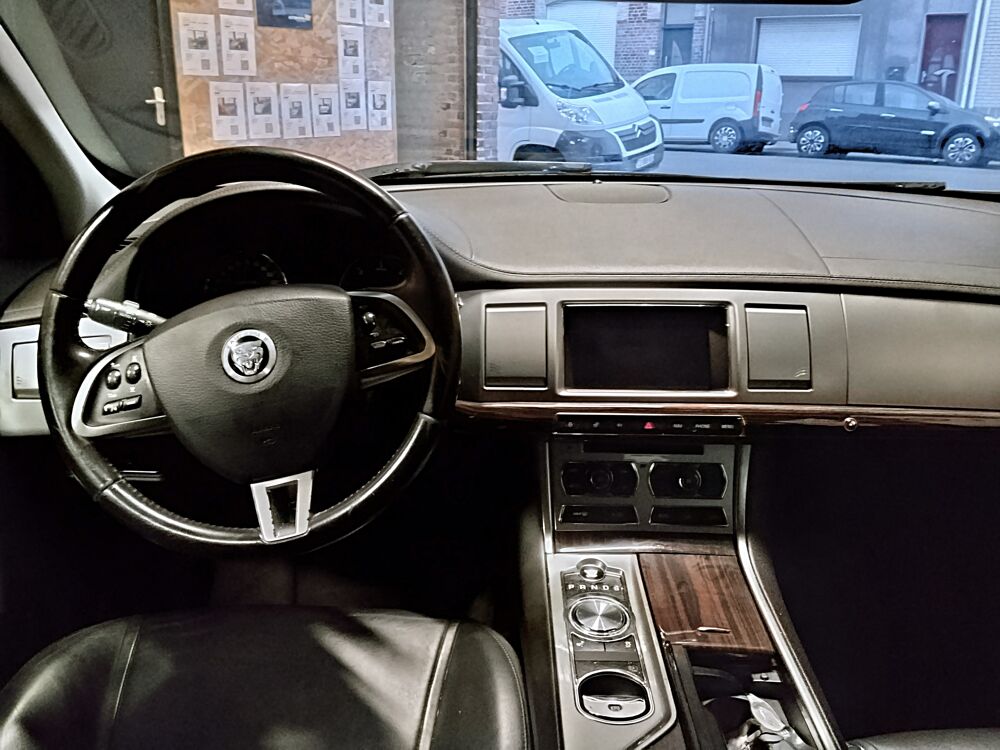 XF Phase 2 - Deluxe - 2.2 d - 2011 occasion 59640 Dunkerque