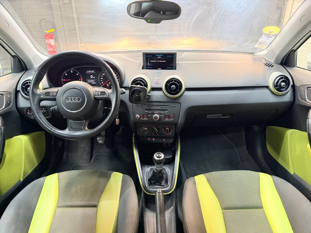 A1 I 3 Portes 1.6 TDI 16V 105 cv 2011 occasion 71300 Montceau-les-Mines