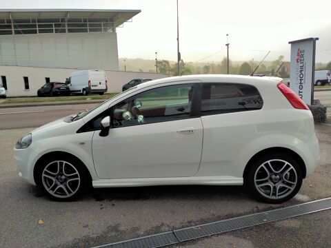 Grande Punto 1.4 16v T-jet 120ch Sport 3p 2009 occasion 90400 Danjoutin