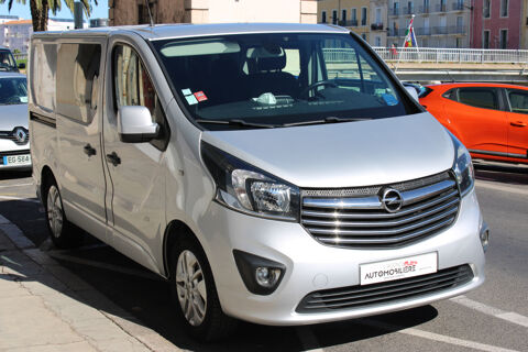 Vivaro COMBI 1.6 CDTI 115 - L1H1 PACK PLUS CLIM ( Moteur &agrave; cha&icirc;ne, 2015 occasion 34200 S&egrave;te