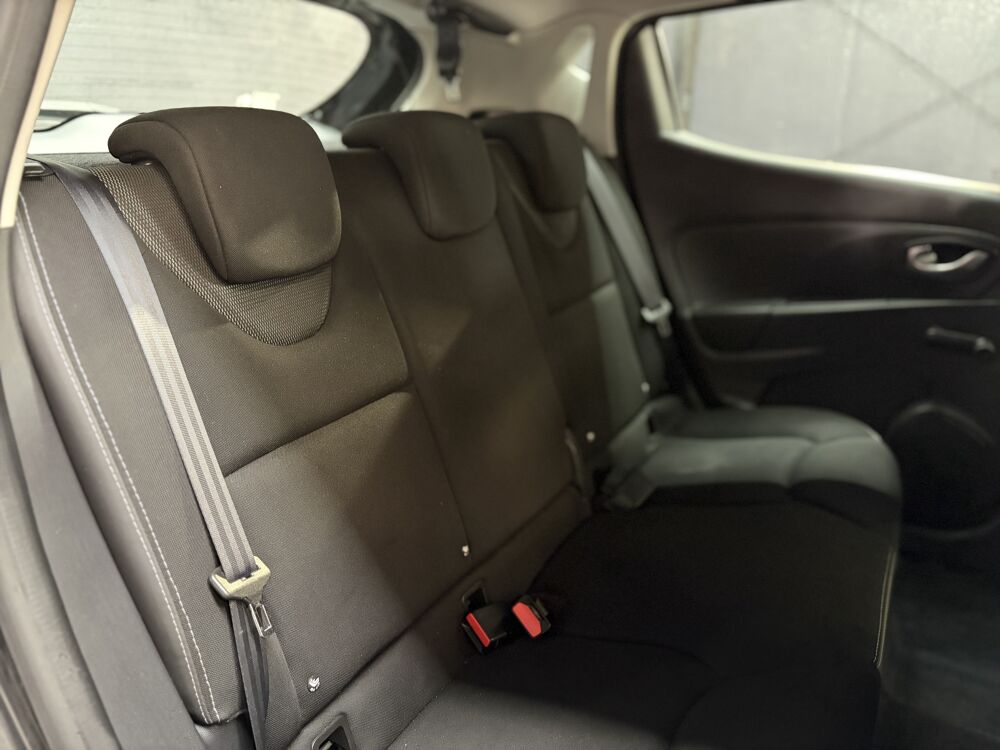 Clio 4 1.5 DCI 90 Energy Eco2 Buisness 2015 occasion 78680 &Eacute;p&ocirc;ne